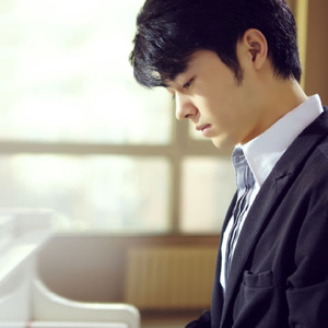 百合嗯啊+摸+湿+内裤视频
